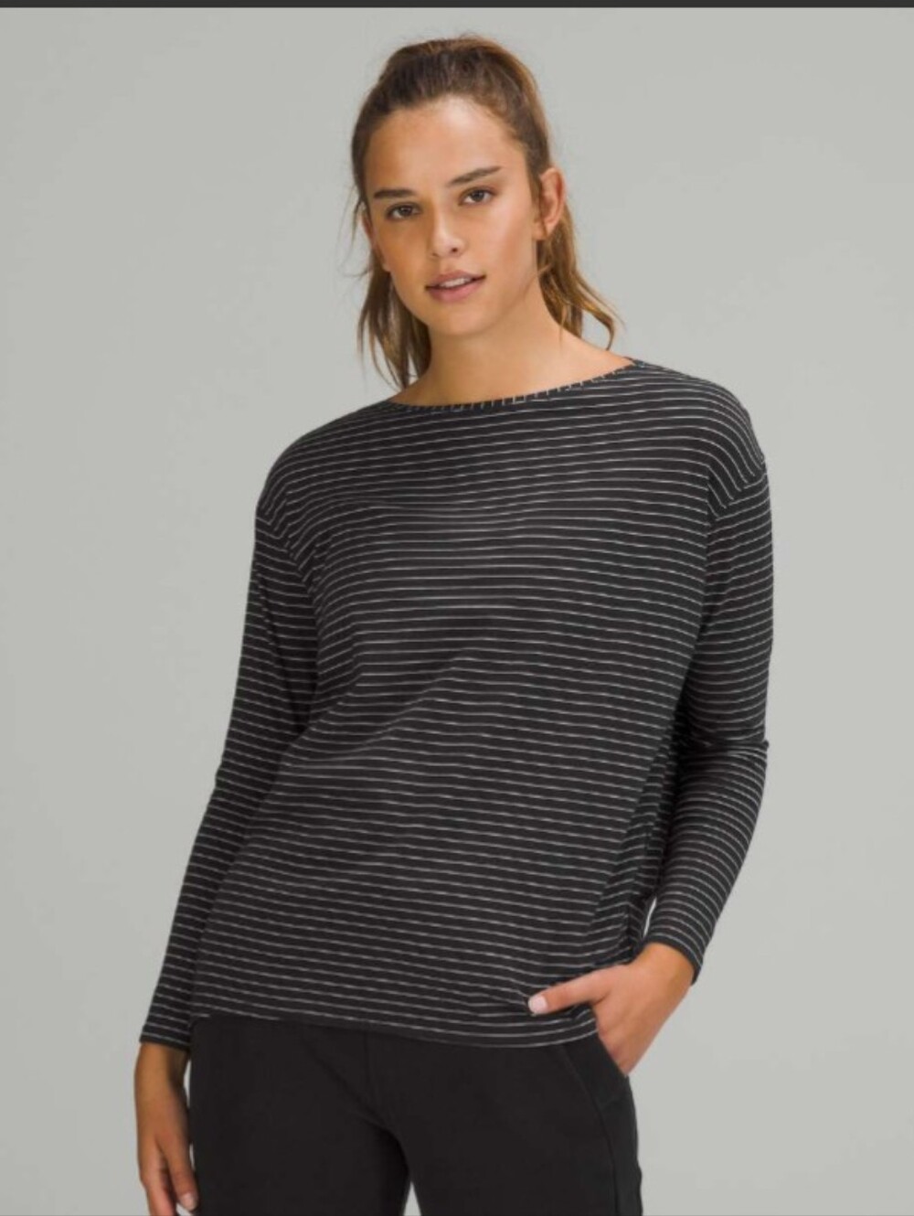 Lululemon Back In Action - Picture 2 of 7